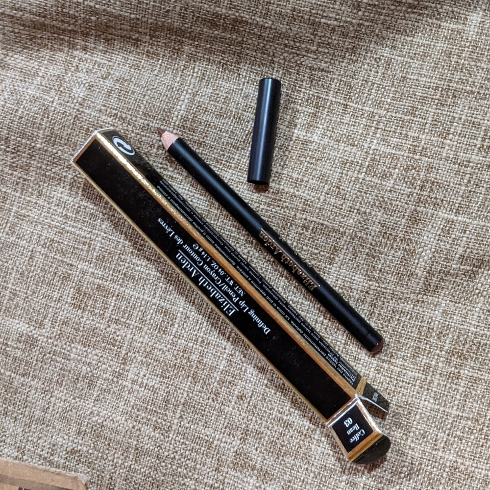 Elizabeth arden lip liner